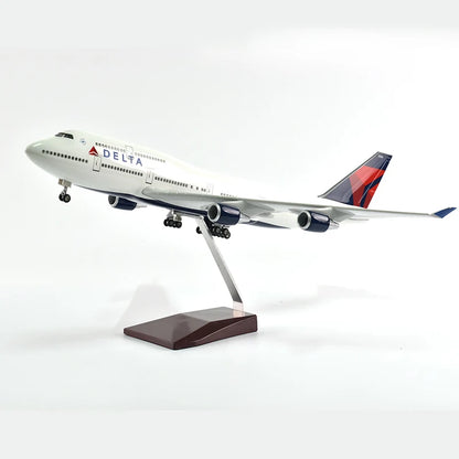 JASON TUTU 43-47cm Delta Air Boeing b747 Airplane Model Aircraft 1/160 Scale Diecast Resin Light and Wheel Plane Gift Collection