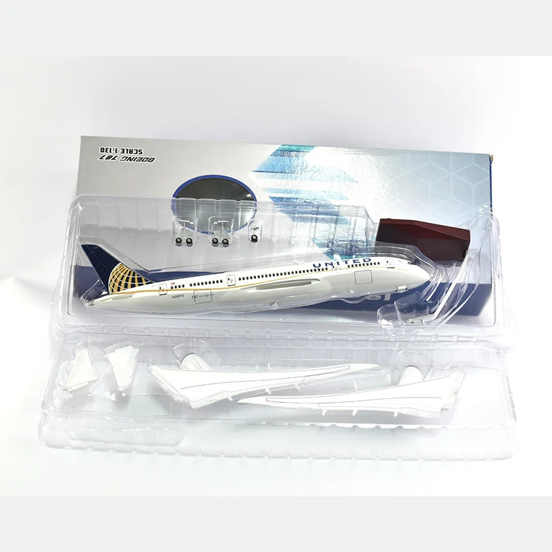 JASON TUTU 43-47cm Delta Air Boeing b747 Airplane Model Aircraft 1/160 Scale Diecast Resin Light and Wheel Plane Gift Collection