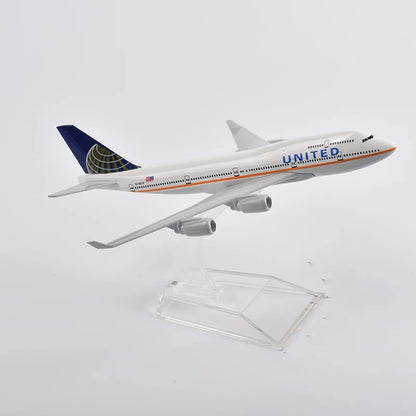 JASON TUTU 16cm American Airlines Boeing 777 Plane Model Aircraft Diecast Metal 1/400 Scale Airplane Model Gift Collection Drop