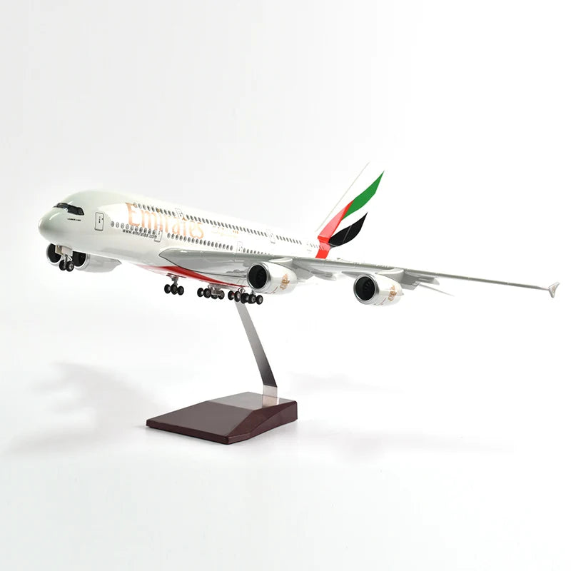 JASON TUTU 43-47cm Delta Air Boeing b747 Airplane Model Aircraft 1/160 Scale Diecast Resin Light and Wheel Plane Gift Collection