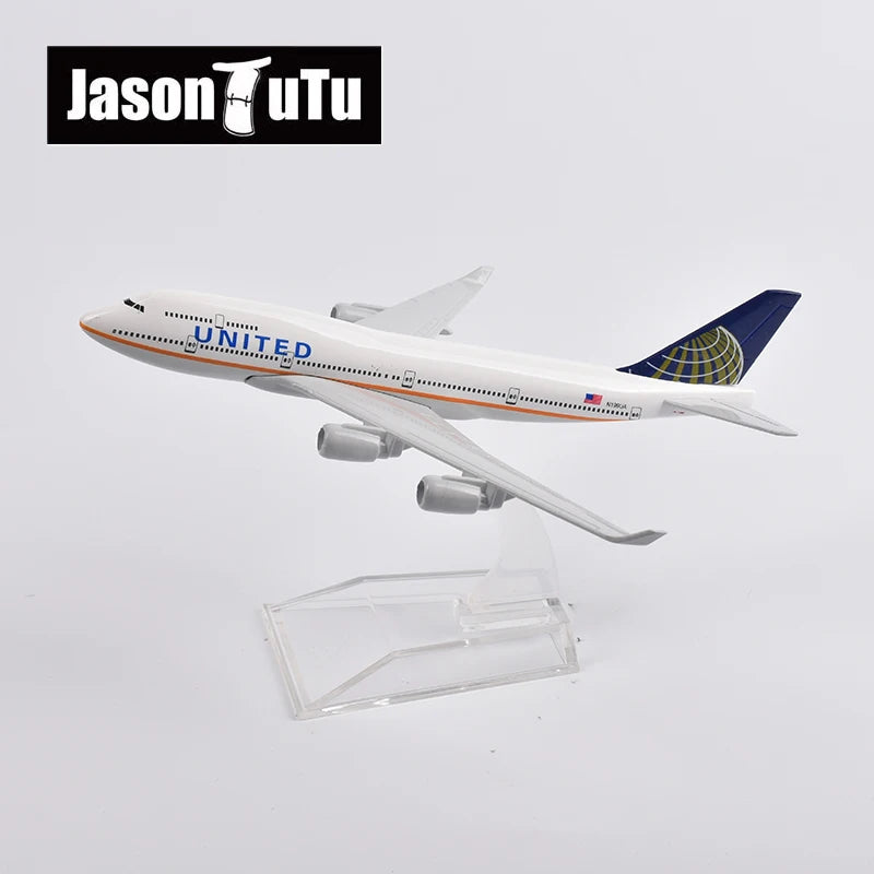 JASON TUTU 16cm American Airlines Boeing 777 Plane Model Aircraft Diecast Metal 1/400 Scale Airplane Model Gift Collection Drop