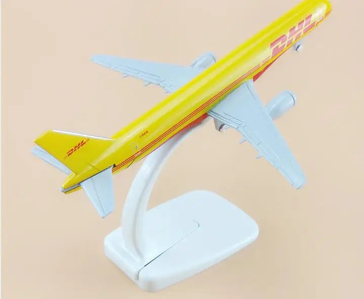 hot sell plane model Boeing 757 DHL cargo aircraft  B757 16cm Alloy simulation airplane model for kids toys Christmas gift