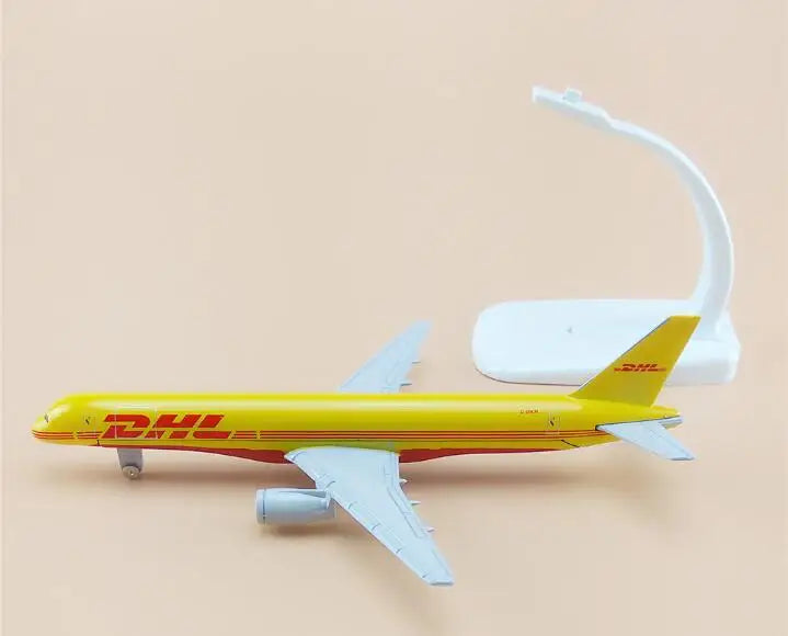 hot sell plane model Boeing 757 DHL cargo aircraft  B757 16cm Alloy simulation airplane model for kids toys Christmas gift