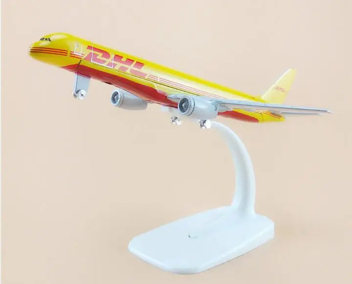 hot sell plane model Boeing 757 DHL cargo aircraft  B757 16cm Alloy simulation airplane model for kids toys Christmas gift