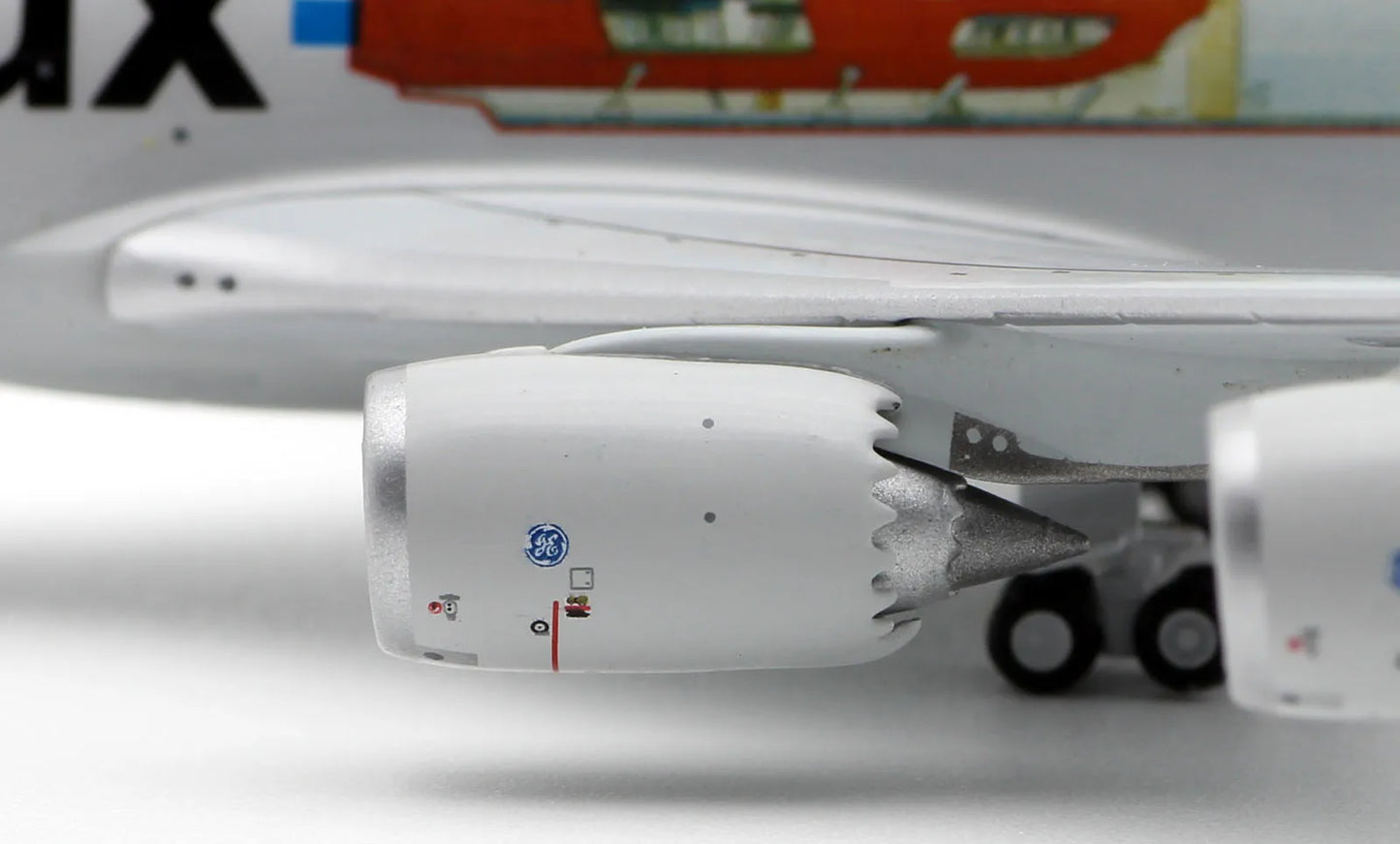 XX4709C Alloy Collectible Plane Gift JC Wings 1:400 Cargolux Interactive Series Boeing B747-8F Diecast Aircraft Jet Model LX-VCM