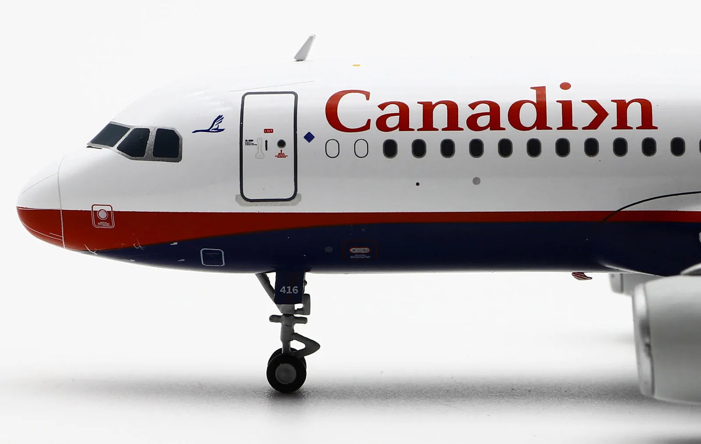 LH2422 Alloy Collectible Plane Gift JC Wings 1:200 Canadian Airlines Airbus A320 Diecast Aircraft Jet Model C-FNVV With Stand