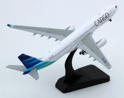 LH4248 Alloy Collectible Airplane Gift JC Wings 1:400 Garuda Indonesia Airlines Airbus A330-300 Diecast Aircraft Model PH-GPA