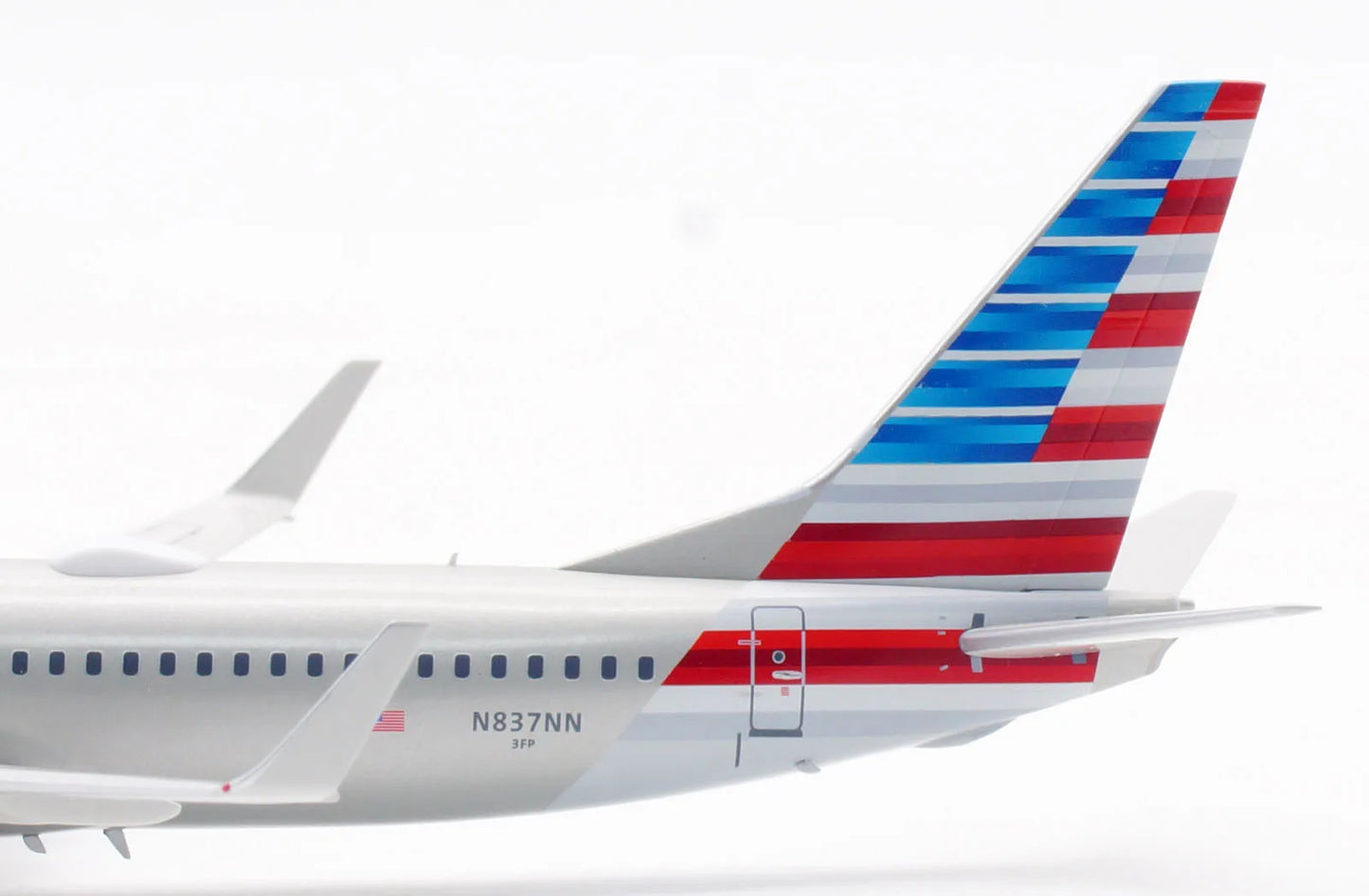 IF738AA0224 Alloy Collectible Plane Gift INFLIGHT 1:200 American Airlines Oneworld Boeing B737-800 Diecast Aircraft Model N837NN