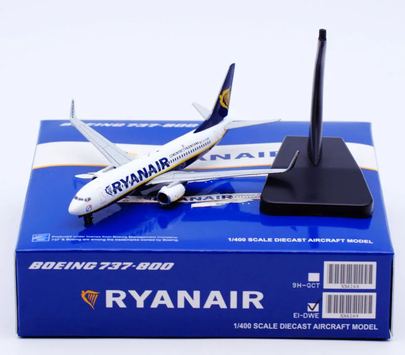 XX4269 Alloy Collectible Plane Gift JC Wings 1:400 Ryanair Airlines Boeing B737-800 Diecast Aircraft Jet Model EI-DWE With Stand