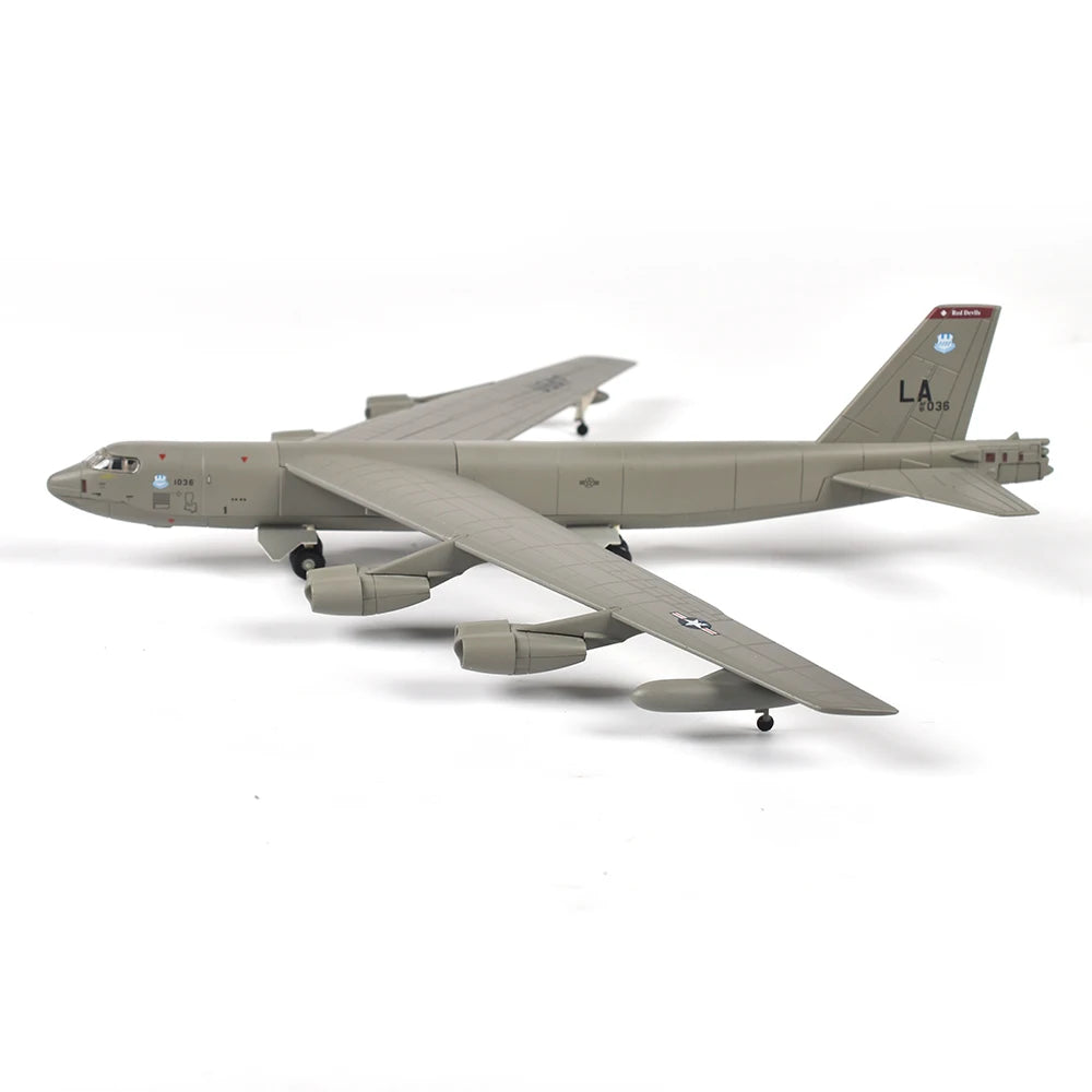 JASON TUTU 1/200 Scale Alloy Model Diecast B52 Bomber Military Fighter B-52 Aircraft Model Drop Shipping