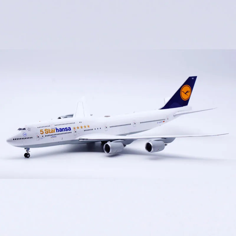 EW2748005 Alloy Collectible Plane Gift JC Wings 1:200 Lufthansa 'StarAllianc' Boeing B747-8 Diecast Aircraft Jet Model D-ABYM