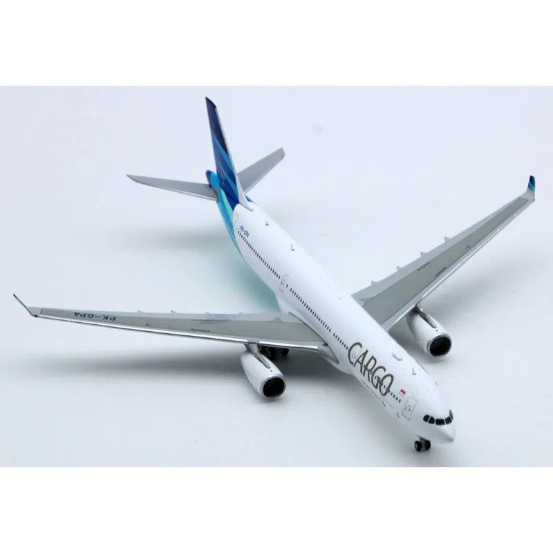 LH4248 Alloy Collectible Airplane Gift JC Wings 1:400 Garuda Indonesia Airlines Airbus A330-300 Diecast Aircraft Model PH-GPA