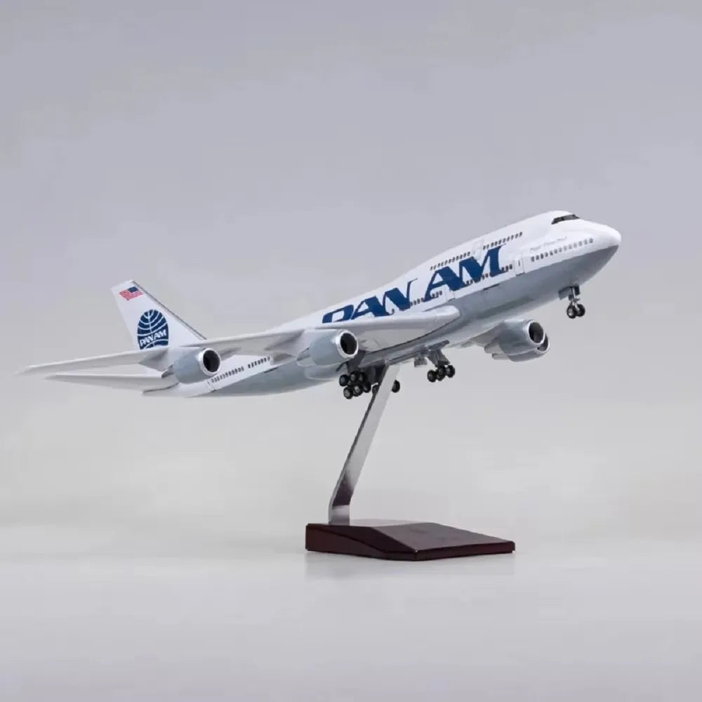 1/150 Scale 47cm Airplane 747 B747 Aircraft PAN AM Airline Model W Light and Wheel Diecast Resin Plane For Collection