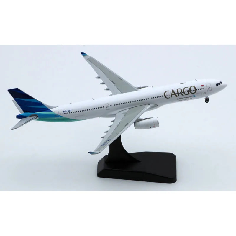 LH4248 Alloy Collectible Airplane Gift JC Wings 1:400 Garuda Indonesia Airlines Airbus A330-300 Diecast Aircraft Model PH-GPA