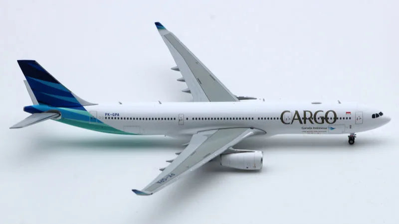 LH4248 Alloy Collectible Airplane Gift JC Wings 1:400 Garuda Indonesia Airlines Airbus A330-300 Diecast Aircraft Model PH-GPA