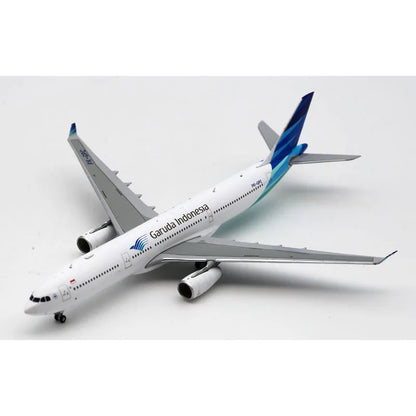 LH4217 Alloy Collectible Plane Gift JC Wings 1:400 Garuda Indonesia "Skyteam" Airbus A330-300 Diecast Aircraft Jet Model PK-GPC