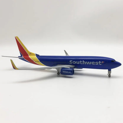 Metal Aircraft Model 20cm 1:400 U.s. Southwest B737 Metal Replica Alloy Material With Landing Gear Wheels Ornament Boy Gift