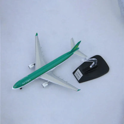 13cm Ireland Airlines Air-bus 330 Aer Lingus Airplane Alloy Air-craft Model Diecast Plastic Alloy plane For Children