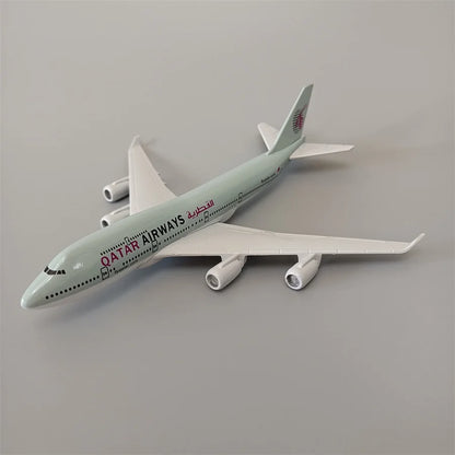 16cm Air QATAR Airways B747 Airlines Airplane Model QATAR Boeing 747 Airways Alloy Metal Diecast Plane Model Aircraft Gifts