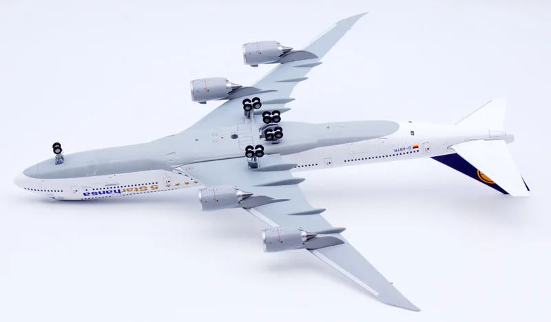 EW2748005 Alloy Collectible Plane Gift JC Wings 1:200 Lufthansa 'StarAllianc' Boeing B747-8 Diecast Aircraft Jet Model D-ABYM