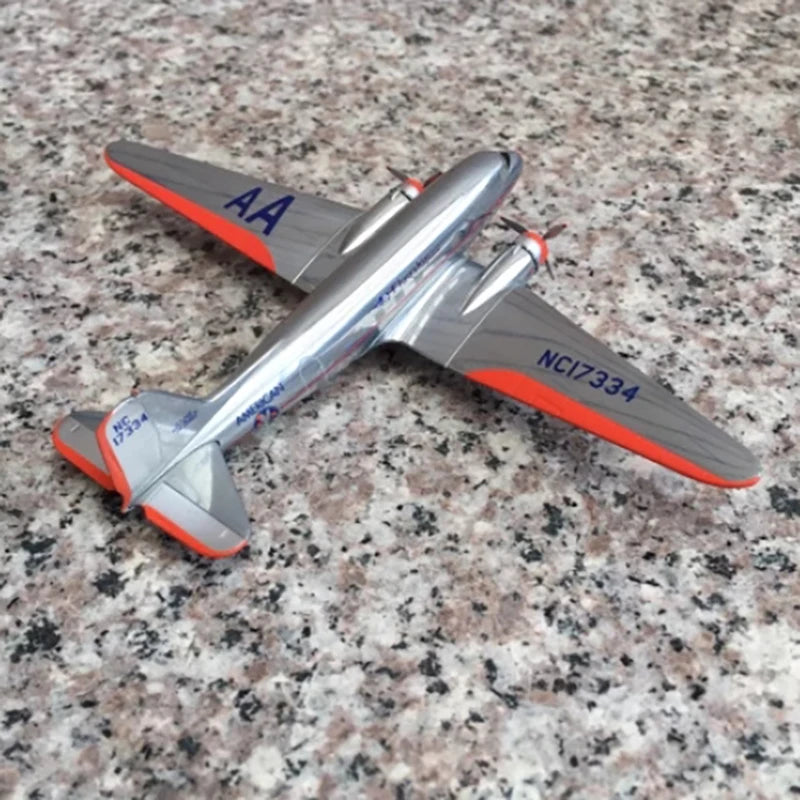 Diecast 1:200 Scale DC-3 American Airlines passenger Alloy Finished Aircraft Simulation Model Static Decoration Souvenir Gifts