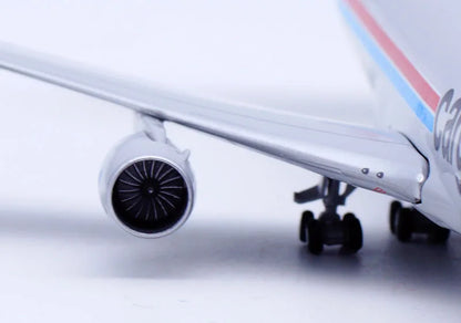 XX40155 Alloy Collectible Plane Gift JC Wings 1:400 Cargolux Airlines Boeing B747-8F Diecast Aircraft Model LX-VCI With Stand