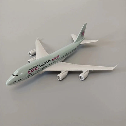 16cm Air QATAR Airways B747 Airlines Airplane Model QATAR Boeing 747 Airways Alloy Metal Diecast Plane Model Aircraft Gifts