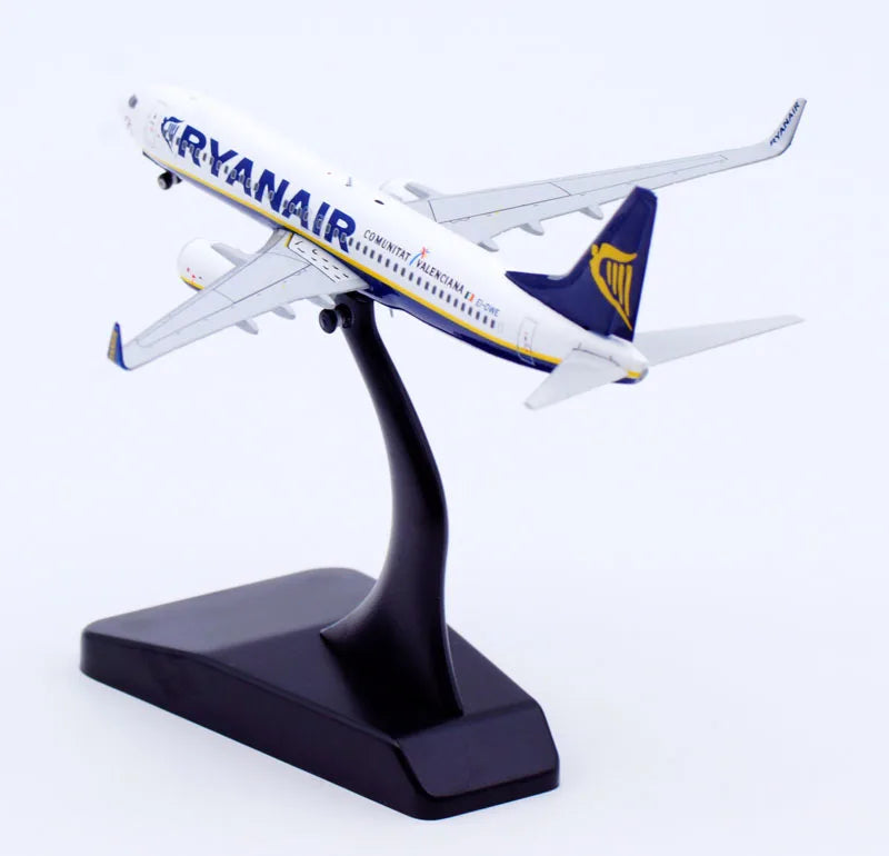 XX4269 Alloy Collectible Plane Gift JC Wings 1:400 Ryanair Airlines Boeing B737-800 Diecast Aircraft Jet Model EI-DWE With Stand