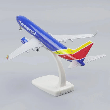 Metal Aircraft Model 20cm 1:400 U.s. Southwest B737 Metal Replica Alloy Material With Landing Gear Wheels Ornament Boy Gift