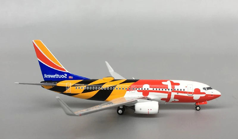 1/400 US  Southwest 77007 737-700/w N214WN passenger aircraft model  Alloy collection model