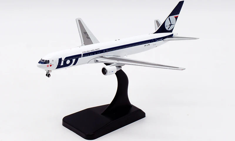 XX40055 Alloy Collectible Plane Gift JC Wings 1:400 LOT Airlines "StarAlliance" Boeing B767-300ER Diecast Aircraft Model SP-LPB