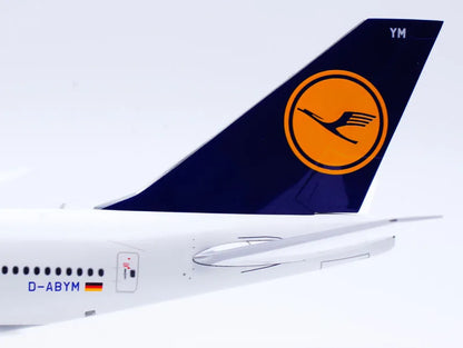 EW2748005 Alloy Collectible Plane Gift JC Wings 1:200 Lufthansa 'StarAllianc' Boeing B747-8 Diecast Aircraft Jet Model D-ABYM