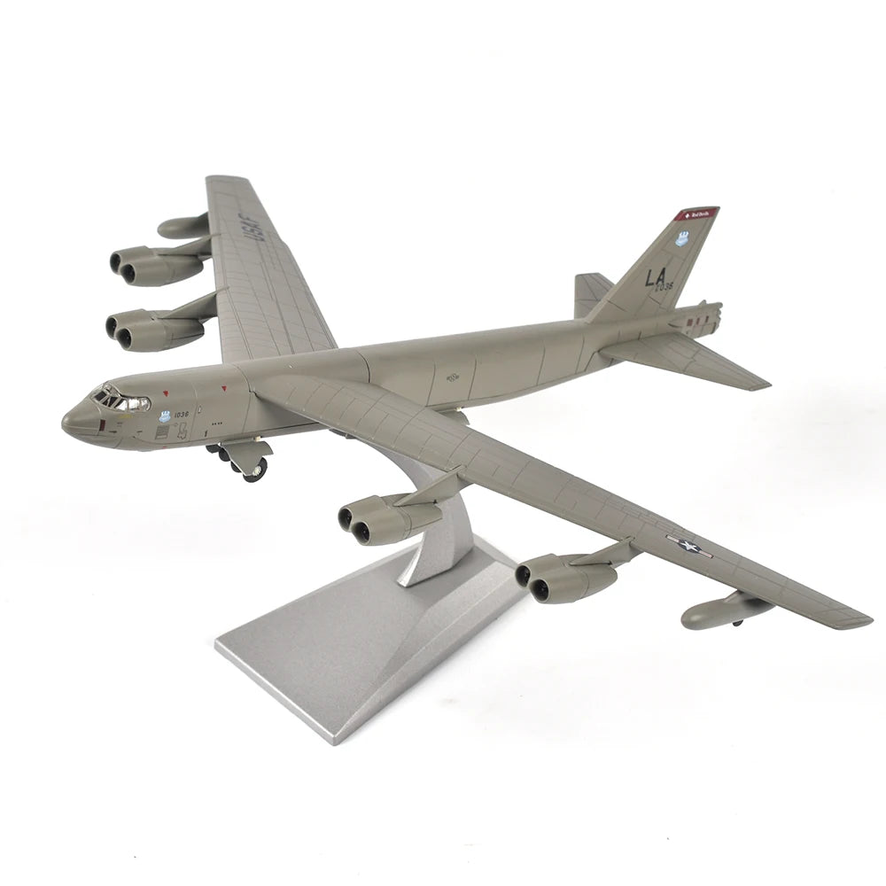 JASON TUTU 1/200 Scale Alloy Model Diecast B52 Bomber Military Fighter B-52 Aircraft Model Drop Shipping