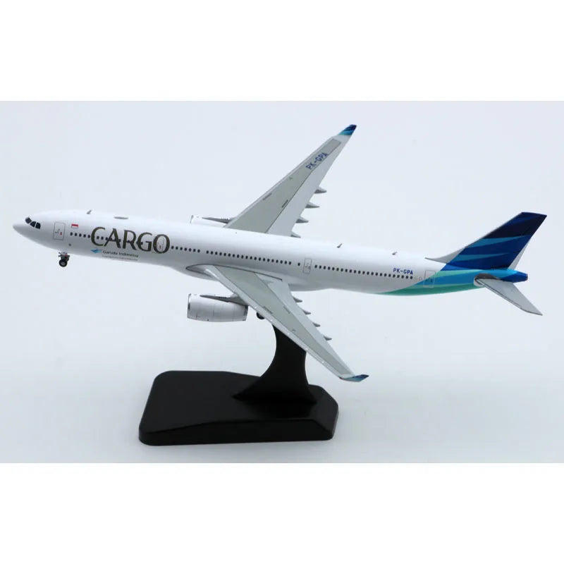 LH4248 Alloy Collectible Airplane Gift JC Wings 1:400 Garuda Indonesia Airlines Airbus A330-300 Diecast Aircraft Model PH-GPA